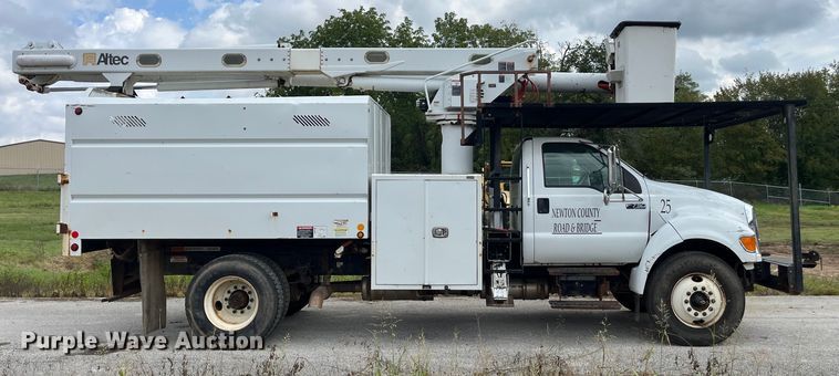 CAMIóN CON CANASTILLA 2012 FORD ALTEC