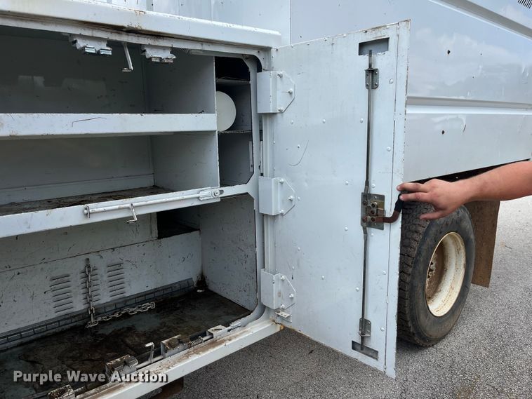 image for item EN5629 2012 Ford F750 Super Duty XL forestry bucket truck