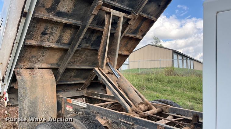 image for item EN5629 2012 Ford F750 Super Duty XL forestry bucket truck