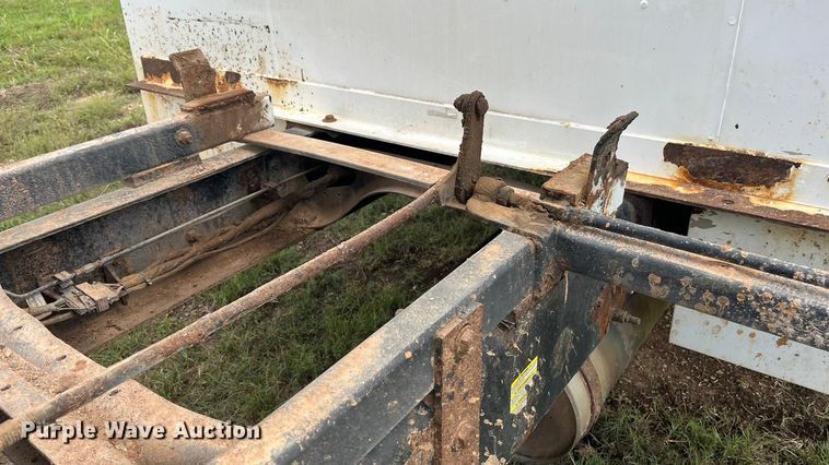 image for item EN5629 2012 Ford F750 Super Duty XL forestry bucket truck