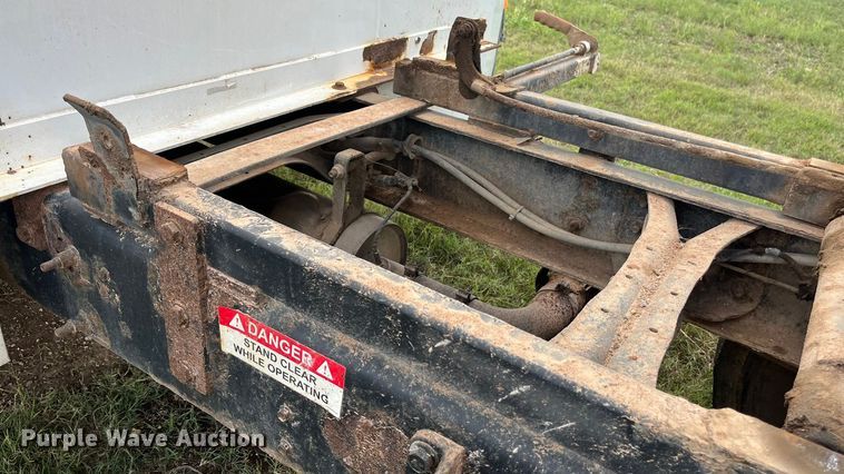 image for item EN5629 2012 Ford F750 Super Duty XL forestry bucket truck