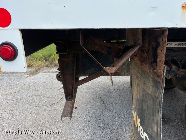 image for item EN5629 2012 Ford F750 Super Duty XL forestry bucket truck