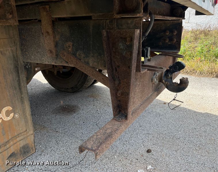 image for item EN5629 2012 Ford F750 Super Duty XL forestry bucket truck