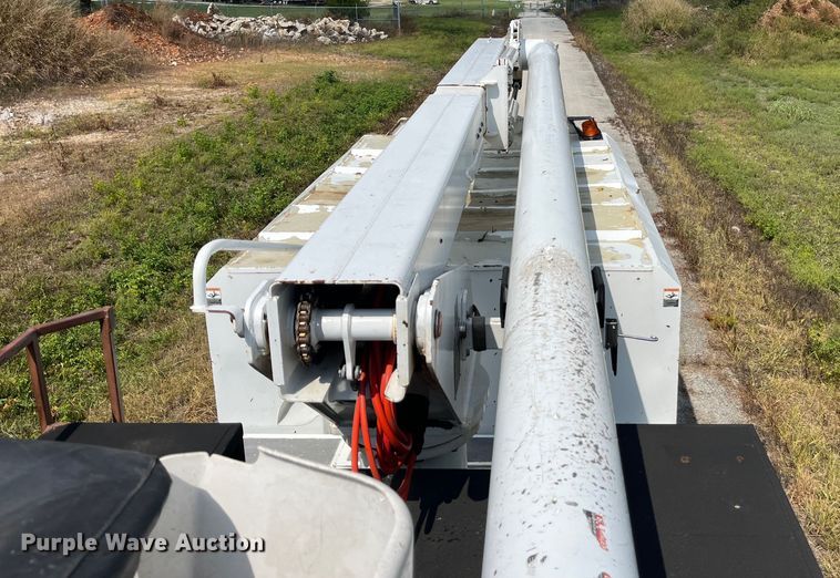 image for item EN5629 2012 Ford F750 Super Duty XL forestry bucket truck