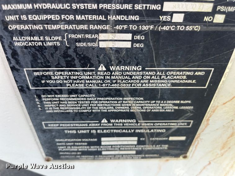 image for item EN5629 2012 Ford F750 Super Duty XL forestry bucket truck