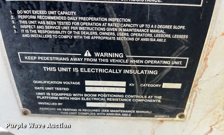 image for item EN5629 2012 Ford F750 Super Duty XL forestry bucket truck