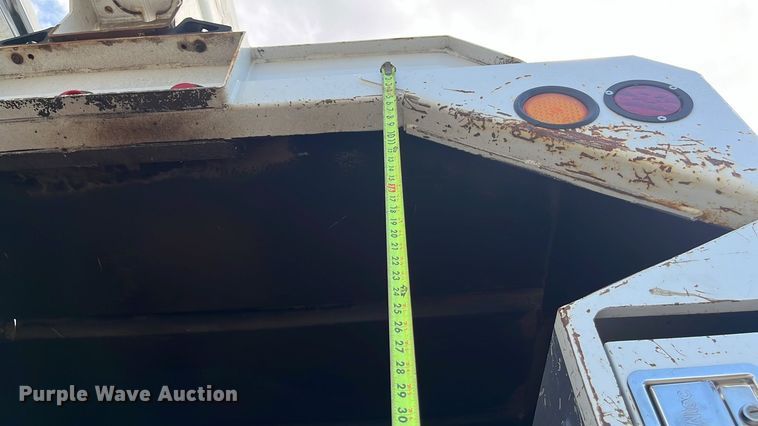 image for item EN5629 2012 Ford F750 Super Duty XL forestry bucket truck