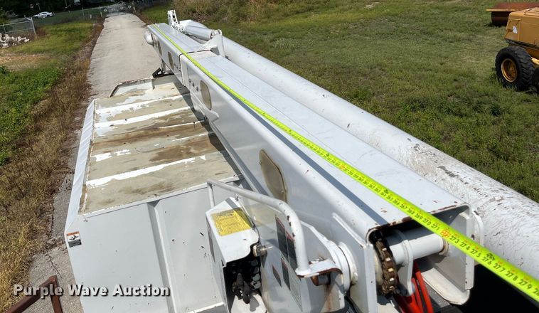 image for item EN5629 2012 Ford F750 Super Duty XL forestry bucket truck