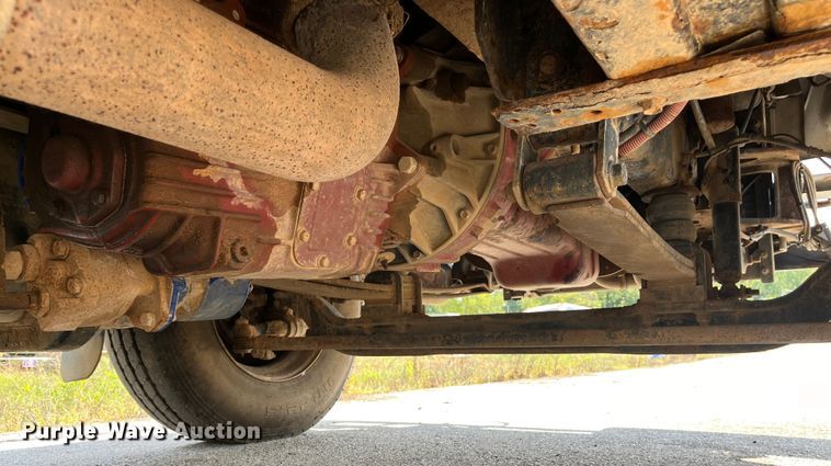 image for item EN5629 2012 Ford F750 Super Duty XL forestry bucket truck