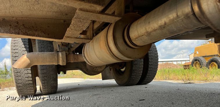 image for item EN5629 2012 Ford F750 Super Duty XL forestry bucket truck