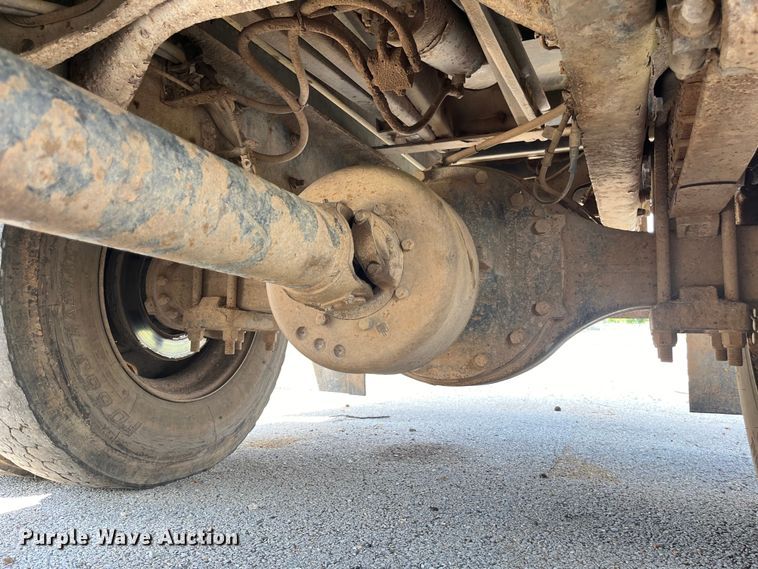 image for item EN5629 2012 Ford F750 Super Duty XL forestry bucket truck