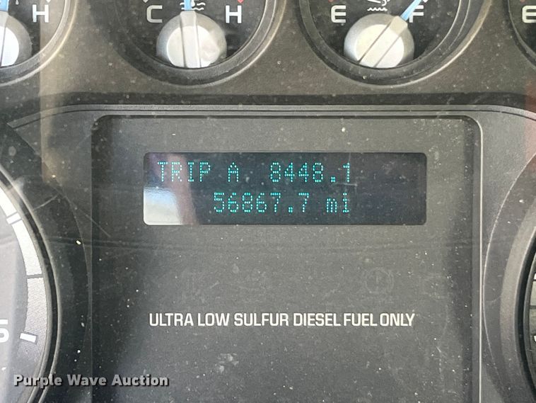 image for item EN5629 2012 Ford F750 Super Duty XL forestry bucket truck