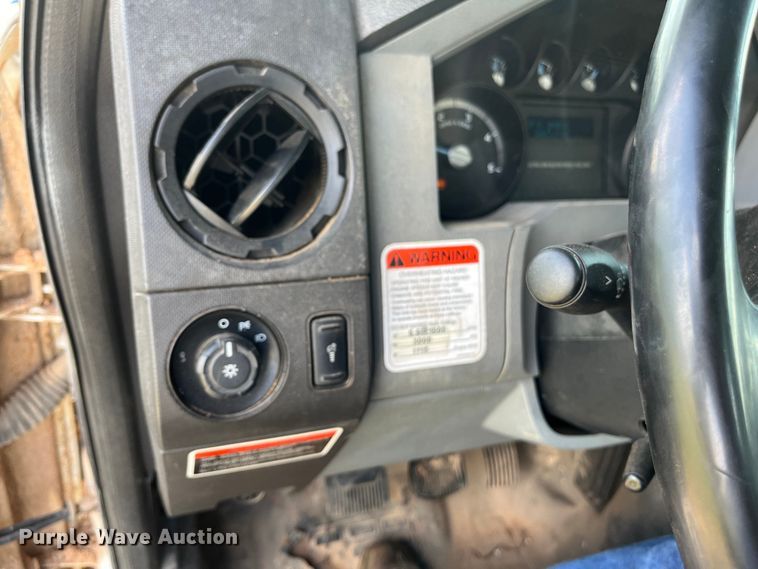 image for item EN5629 2012 Ford F750 Super Duty XL forestry bucket truck