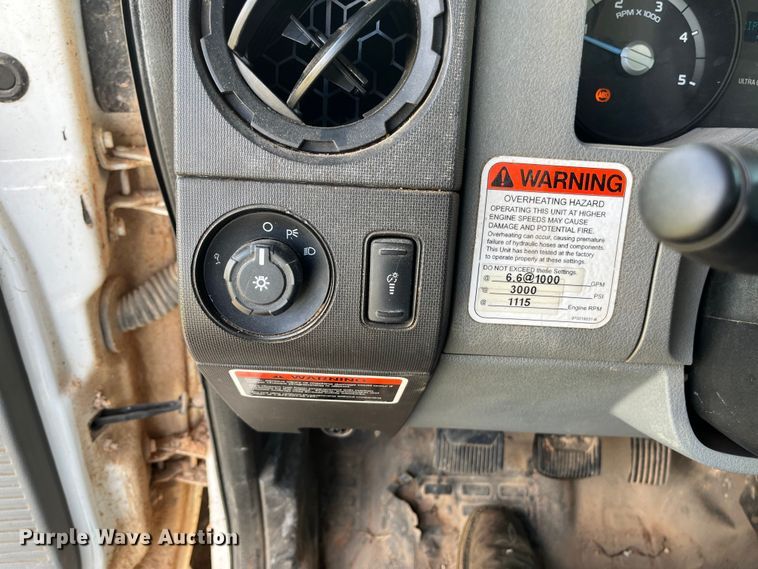 image for item EN5629 2012 Ford F750 Super Duty XL forestry bucket truck