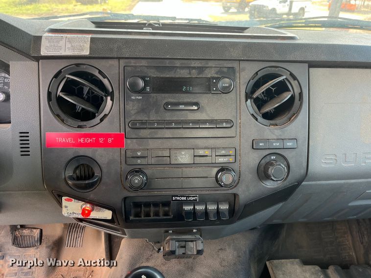 image for item EN5629 2012 Ford F750 Super Duty XL forestry bucket truck