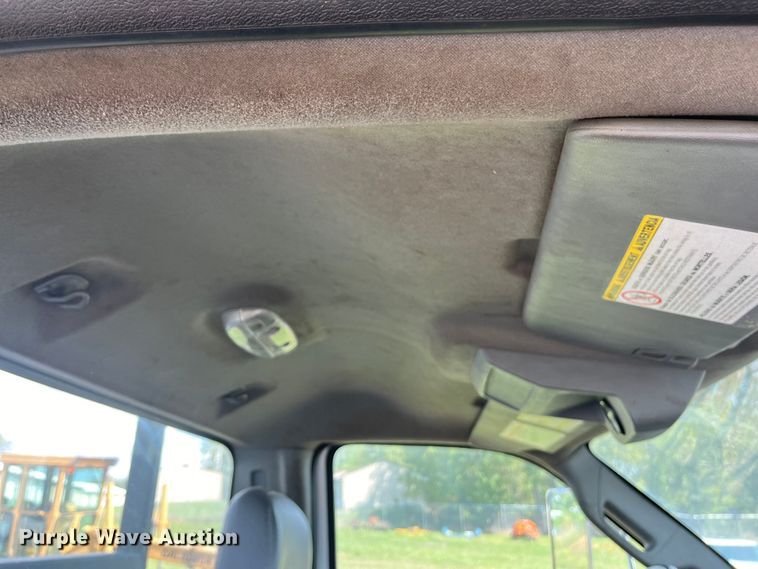 image for item EN5629 2012 Ford F750 Super Duty XL forestry bucket truck