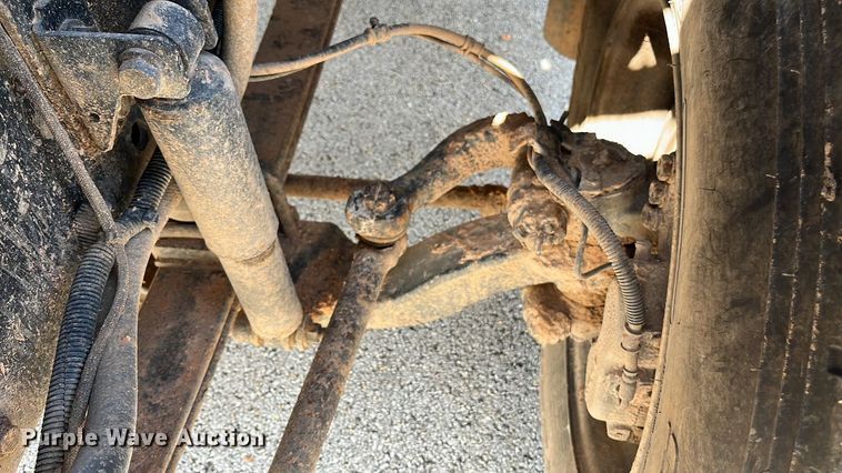 image for item EN5629 2012 Ford F750 Super Duty XL forestry bucket truck