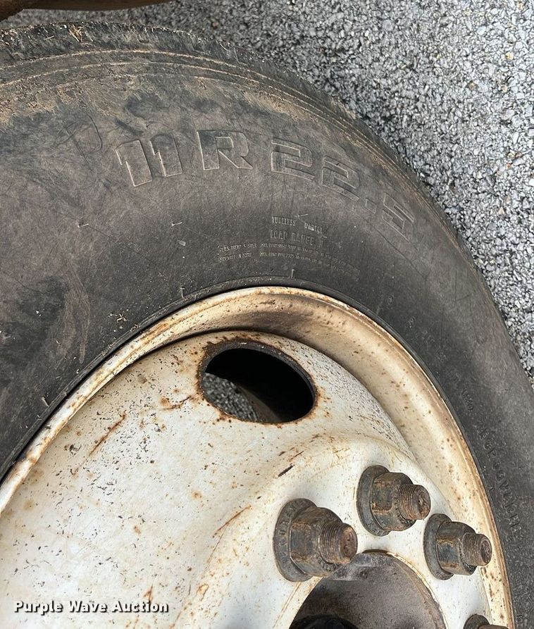 image for item EN5629 2012 Ford F750 Super Duty XL forestry bucket truck