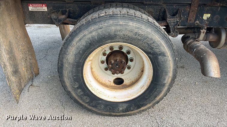 image for item EN5629 2012 Ford F750 Super Duty XL forestry bucket truck