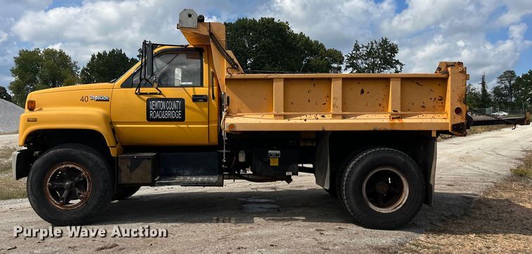 image for item EN5630 1991 GMC TopKick dump truck