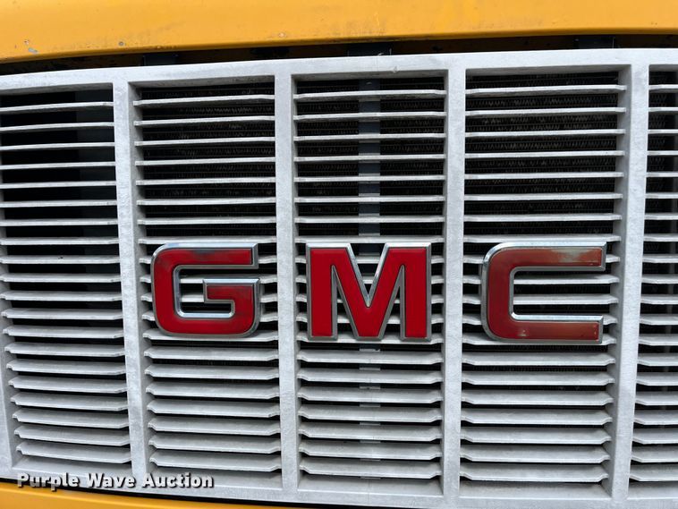 image for item EN5630 1991 GMC TopKick dump truck