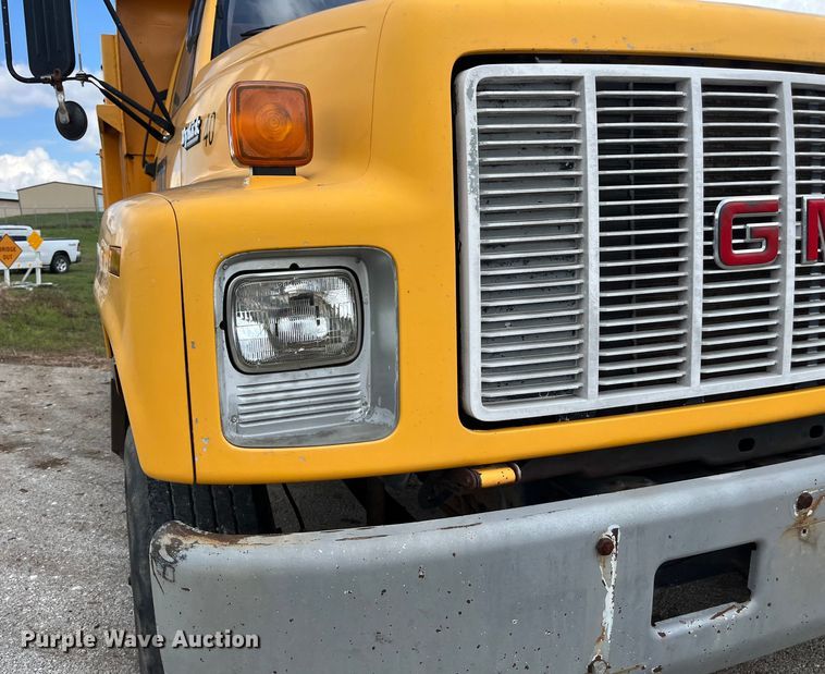 image for item EN5630 1991 GMC TopKick dump truck