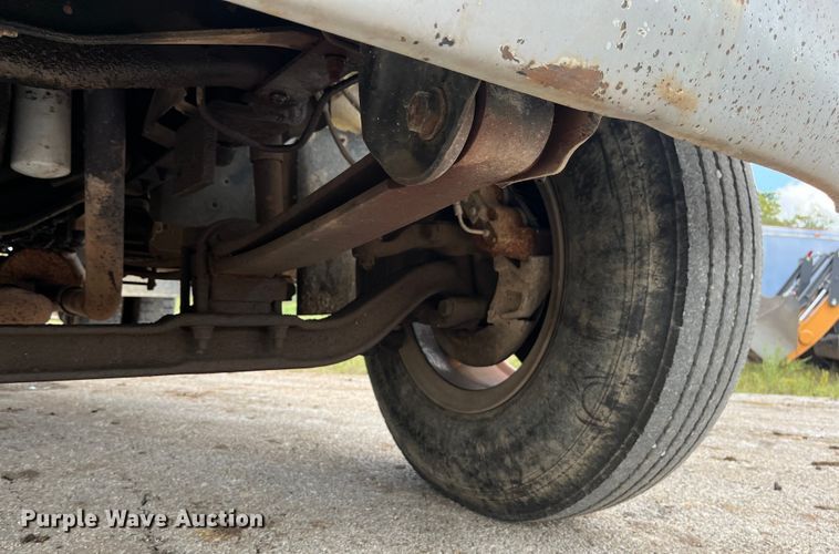 image for item EN5630 1991 GMC TopKick dump truck