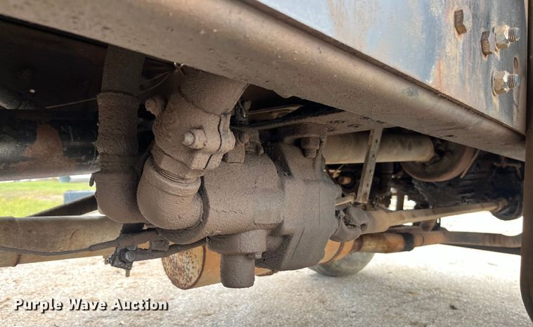 image for item EN5630 1991 GMC TopKick dump truck