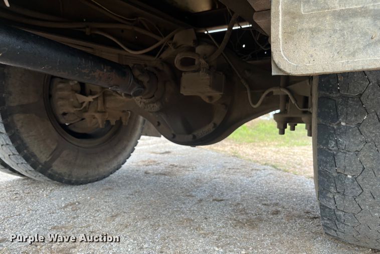 image for item EN5630 1991 GMC TopKick dump truck