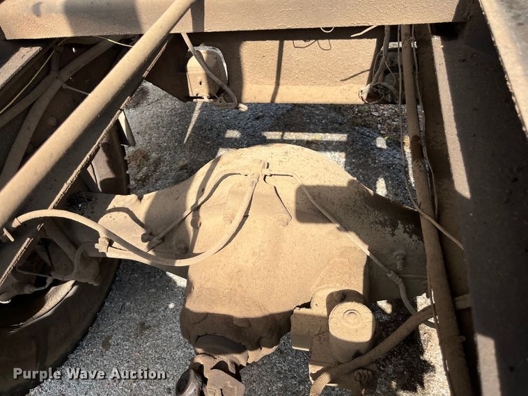 image for item EN5630 1991 GMC TopKick dump truck