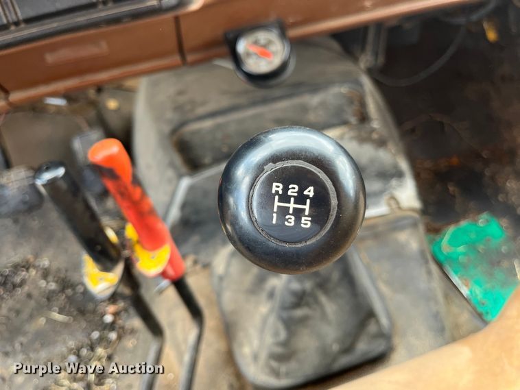 image for item EN5630 1991 GMC TopKick dump truck