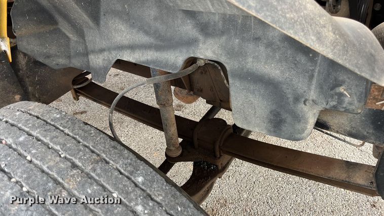 image for item EN5630 1991 GMC TopKick dump truck