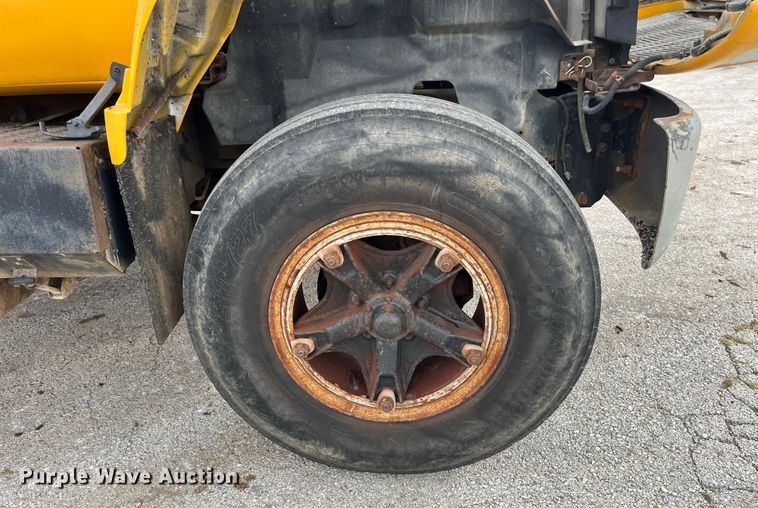 image for item EN5630 1991 GMC TopKick dump truck