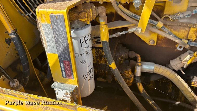 image for item EN5631 2002 Galion 850C motor grader