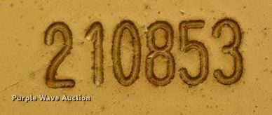 image for item EN5631 2002 Galion 850C motor grader