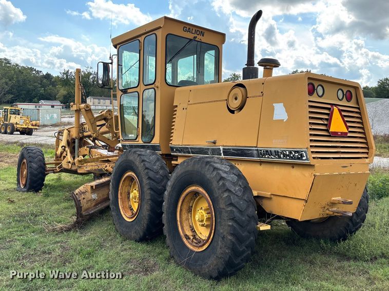 image for item EN5632 1994 Galion 850 motor grader