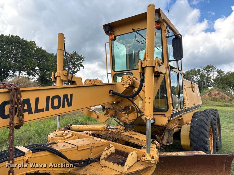 image for item EN5632 1994 Galion 850 motor grader