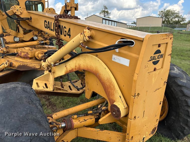 image for item EN5632 1994 Galion 850 motor grader