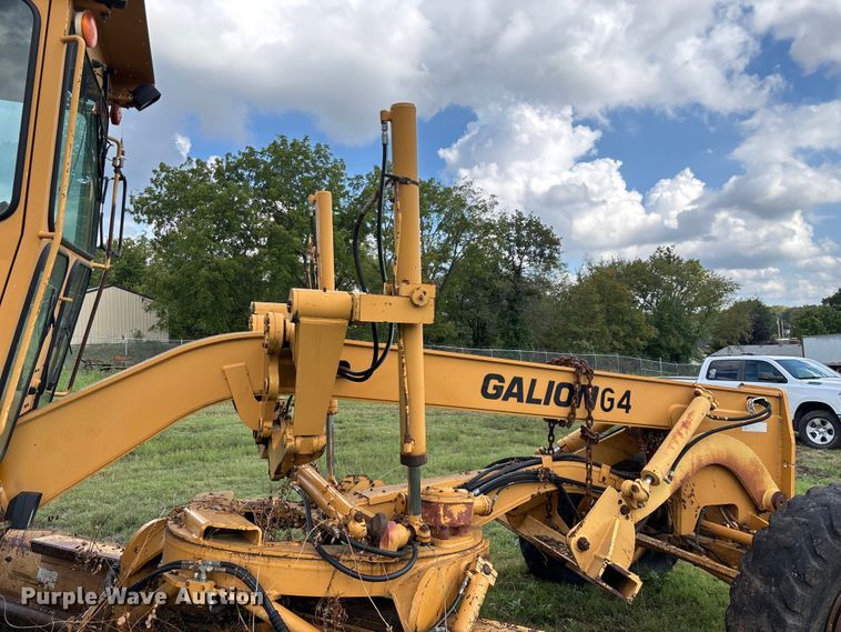 image for item EN5632 1994 Galion 850 motor grader