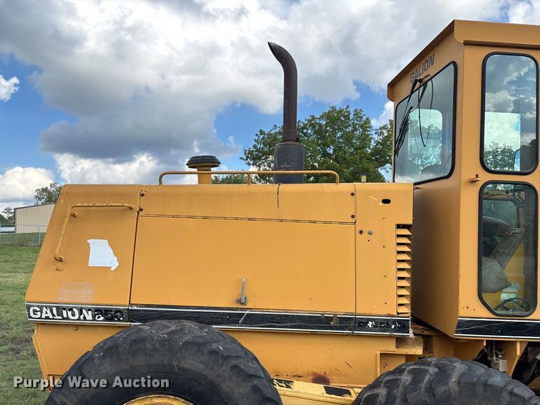 image for item EN5632 1994 Galion 850 motor grader