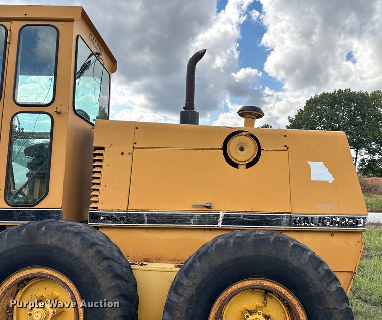 image for item EN5632 1994 Galion 850 motor grader