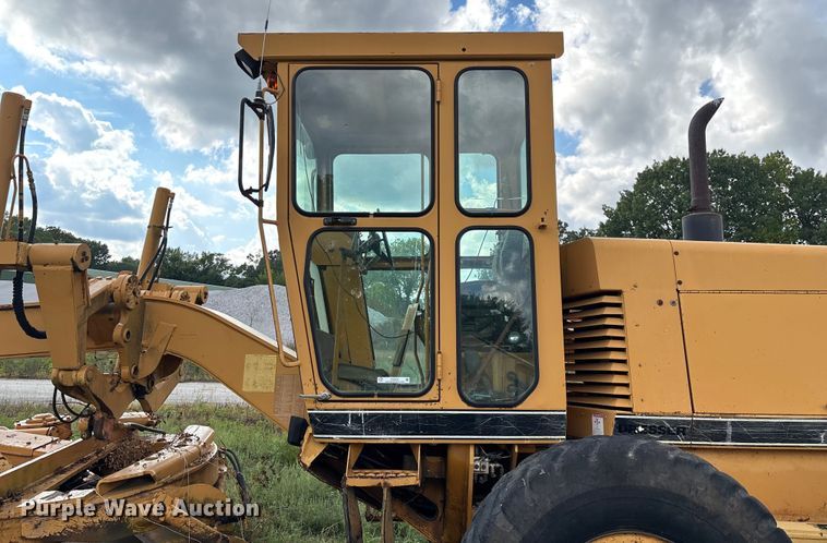 image for item EN5632 1994 Galion 850 motor grader
