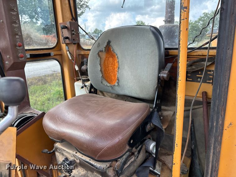 image for item EN5632 1994 Galion 850 motor grader