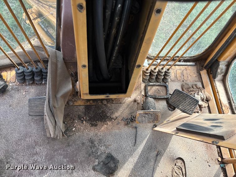 image for item EN5632 1994 Galion 850 motor grader