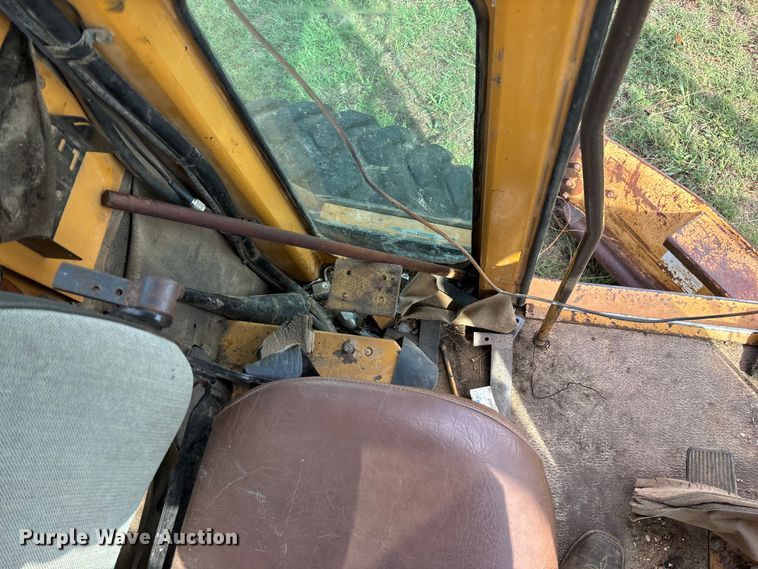 image for item EN5632 1994 Galion 850 motor grader