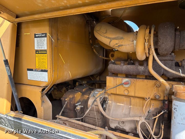 image for item EN5632 1994 Galion 850 motor grader