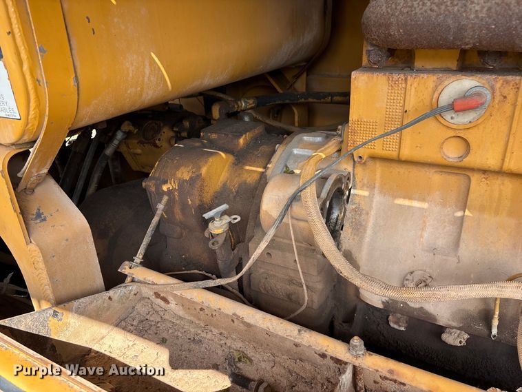 image for item EN5632 1994 Galion 850 motor grader