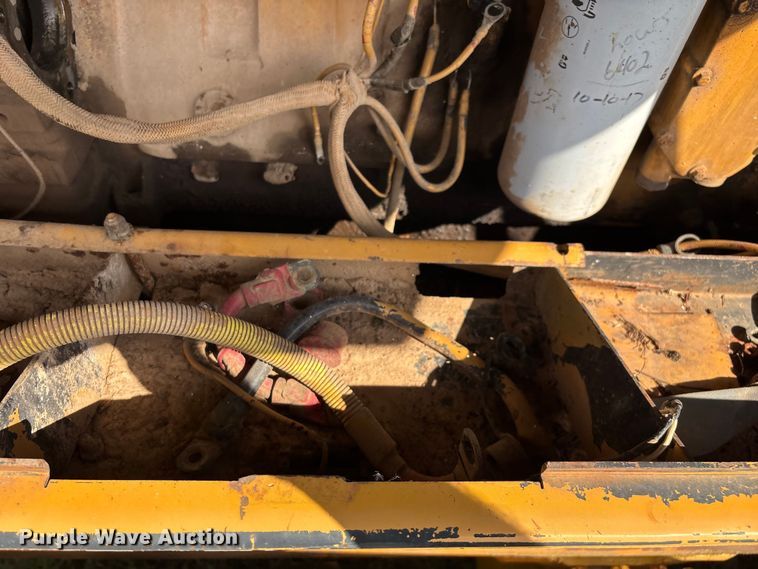 image for item EN5632 1994 Galion 850 motor grader