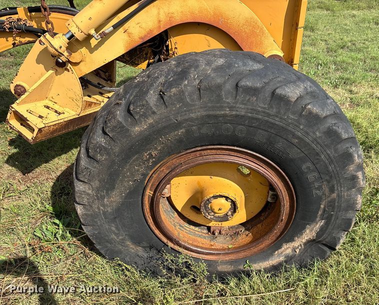 image for item EN5632 1994 Galion 850 motor grader