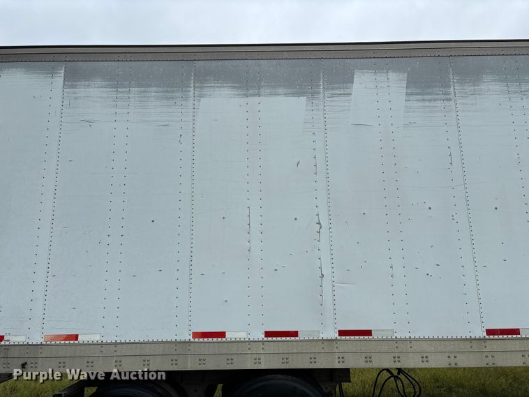image for item EN5641 1994 Fruehauf FBLP91.5-NT2-43W dry van trailer